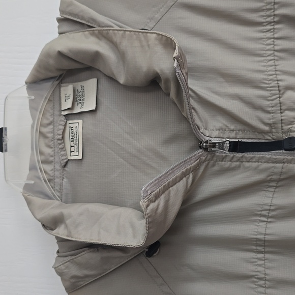 L.L. Bean Stowaway Hooded Windbreaker - Picture 3 of 8